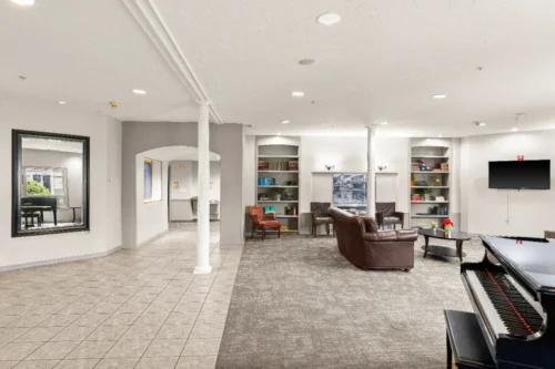 amber-int-05-compressed_Webpifier